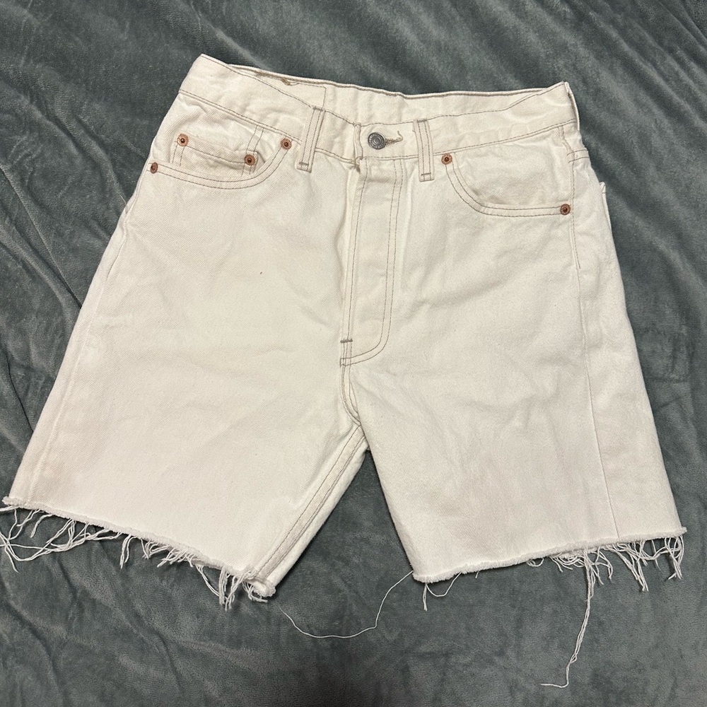 Vintage White/Off White Levi Denim Shorts